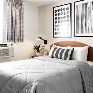 Intown Suites Extended Stay Louisville Ky - Preston Hwy